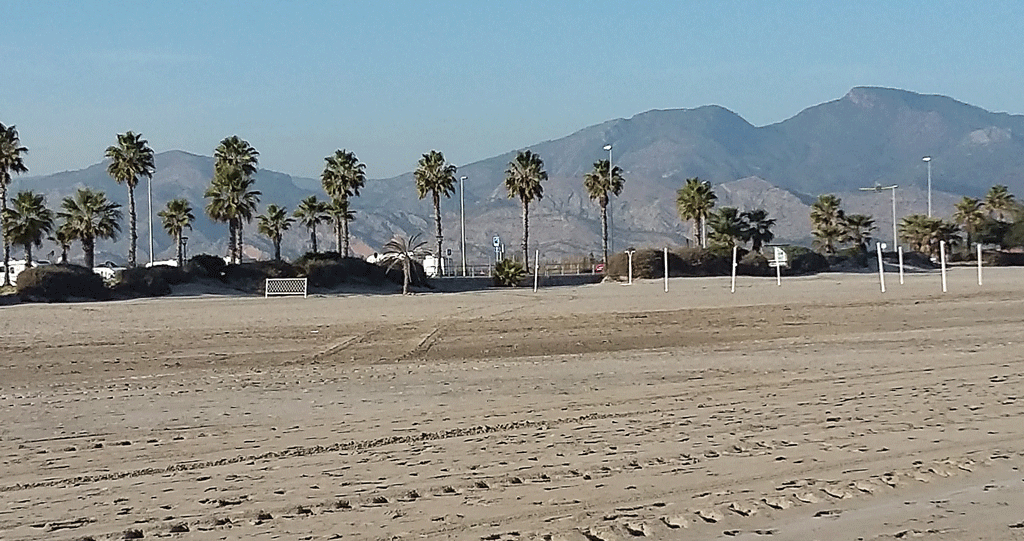 Castellón de la Plana Broad Beach