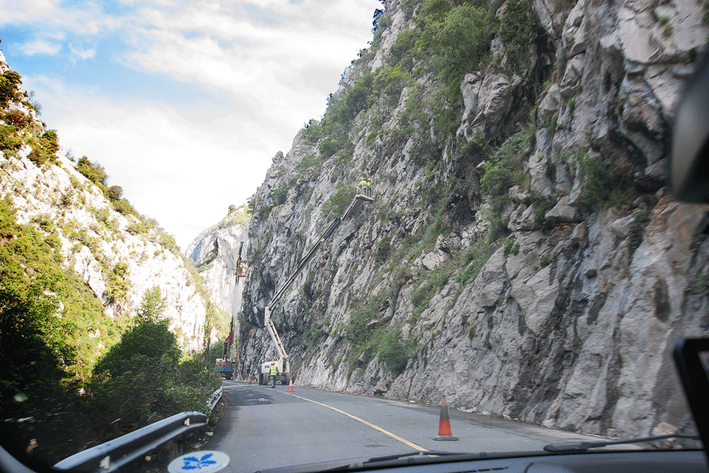 Campsite La Isla-Picos de Europa Roadwaorks