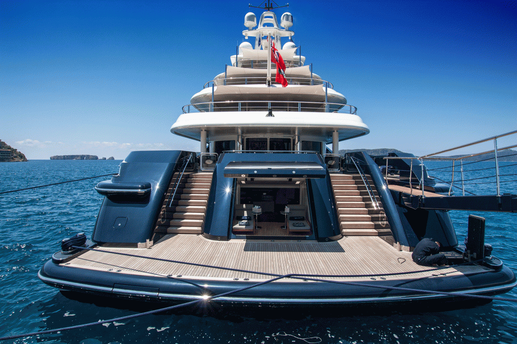 Pylos High Power III Stern View