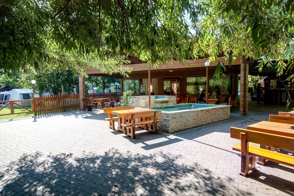Campsite Slapic Restaurant Terrace